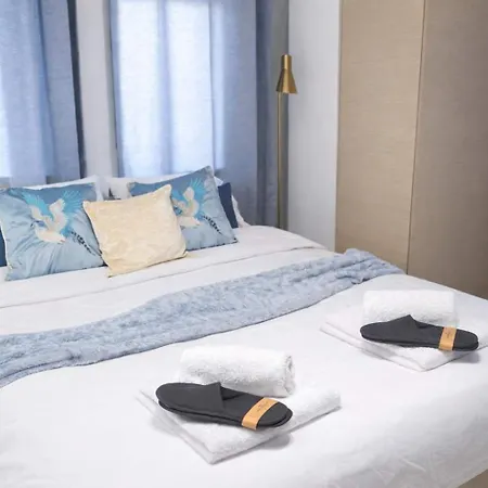 Apartamento Sunny With Balcony - Near Center Tesalónica